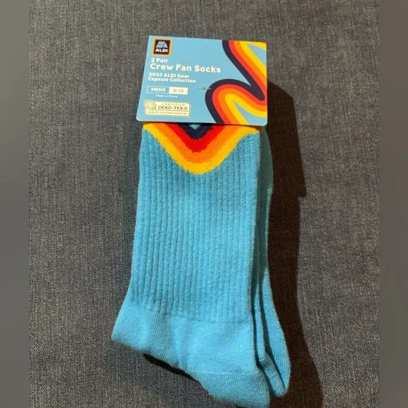 ALDI Gear Men’s 2023 Blue 2-Pair Pack Crew Fan Socks Size 6-12 🩵🌈 - Picture 1 of 2